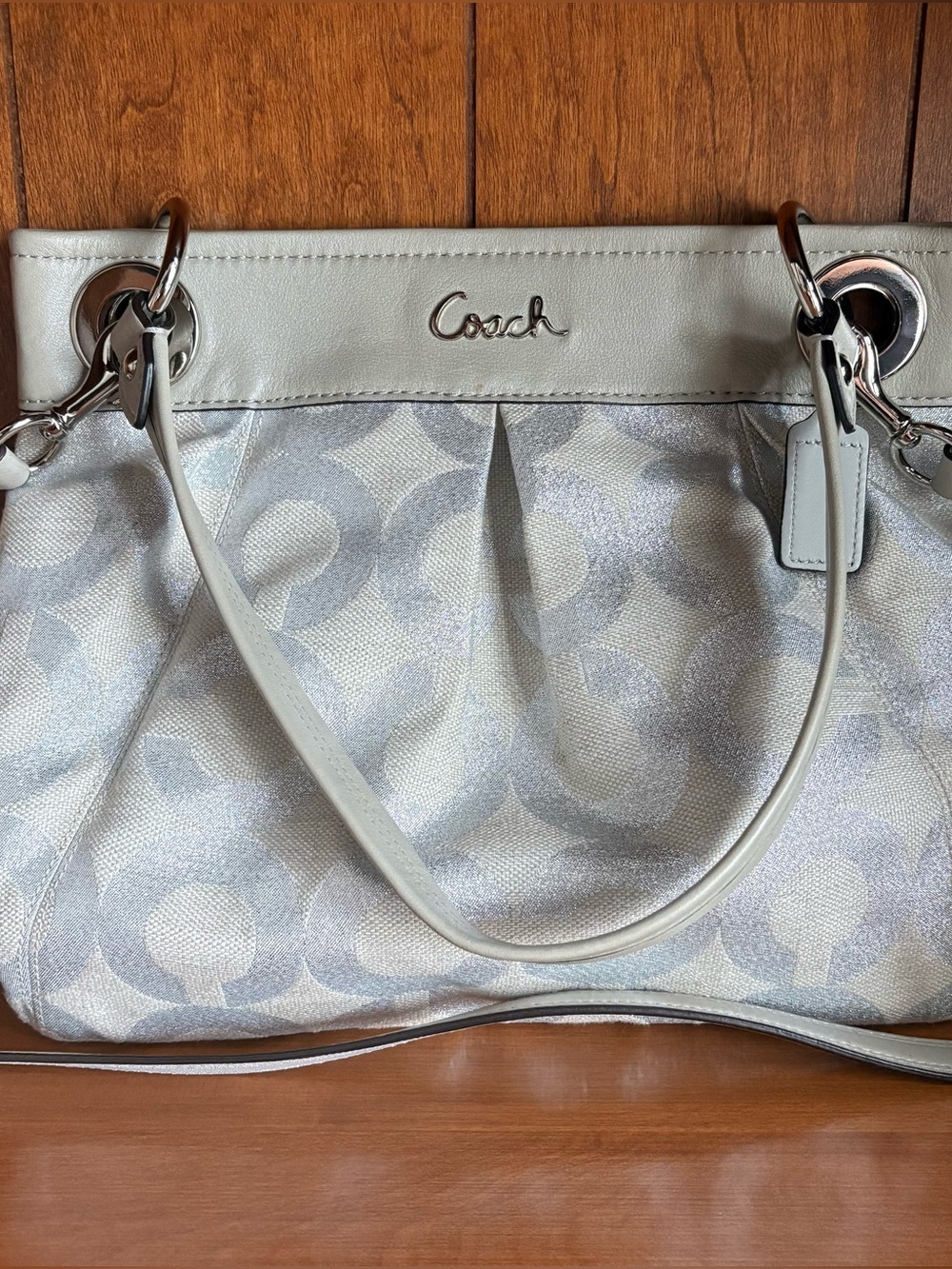 Coach Ashley Signature Tote/Crossbody Bag